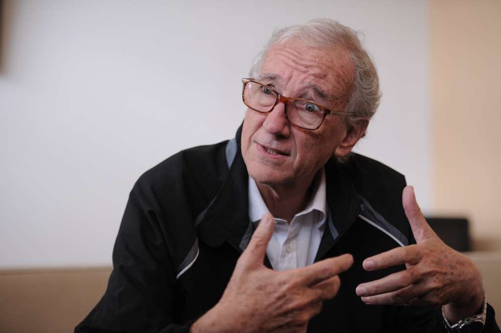Sacerdote jesuita y director del Instituto de Derechos Humanos de la UCA.