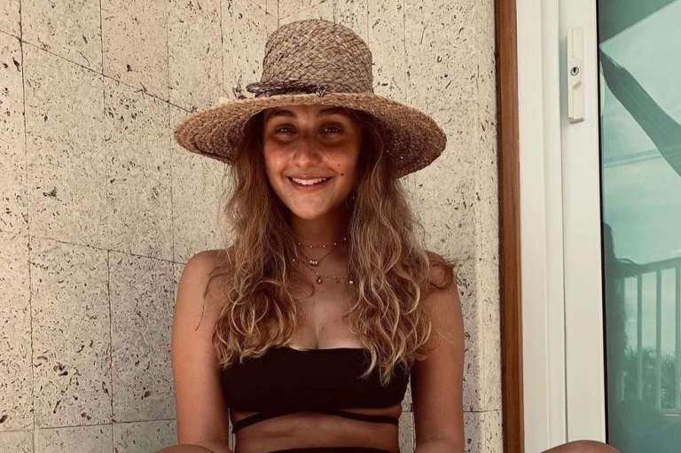 La hija de los presentadores Jorge Alfredo Vargas e Inés María Zabaraín, quien es actriz de ‘Ventino’, de Caracol Televisión, deslumbra con su belleza y su voz.