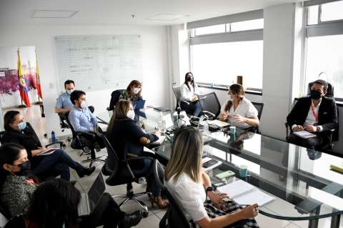 Las mujeres siguen siendo las más desempleadas, pero ocupan más cargos públicos
