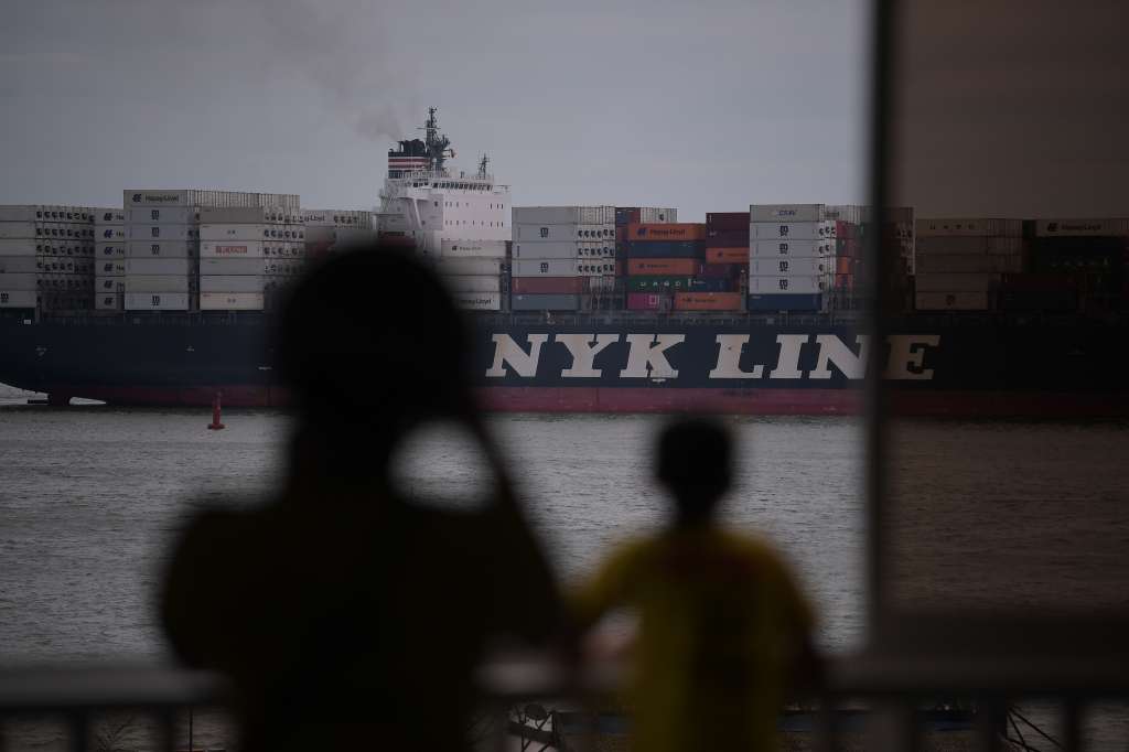 El puerto de Buenaventura es el más importante de Colombia, actividad portuaria, buques, barcos, containers.