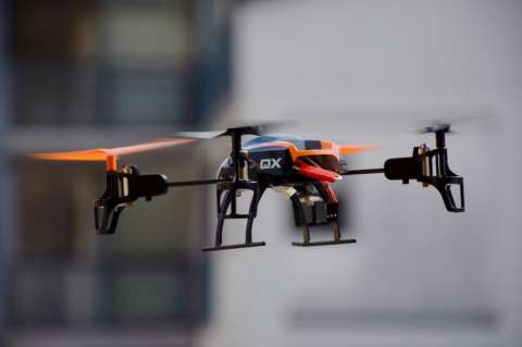 Policía contrató sistema de seguridad con drones que no funciona: Contraloría