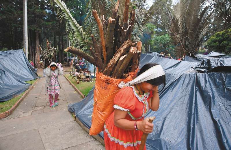 Campamento Indigena en el Parque Nacional