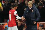 Mesut Ozil no jugará lo que resta de temporada, pero espera llegar al Mundial