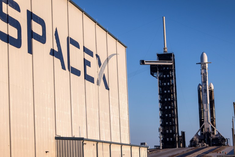 Todo listo para el despegue de la misión que explorará la luna oceánica de Júpiter