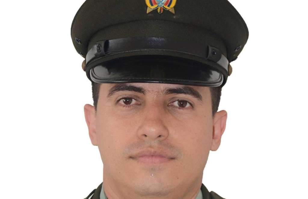 El patrullero Carlos Andrés Pineda Castro estaba adscrito a la Estación de Policía Desepaz, en Cali.