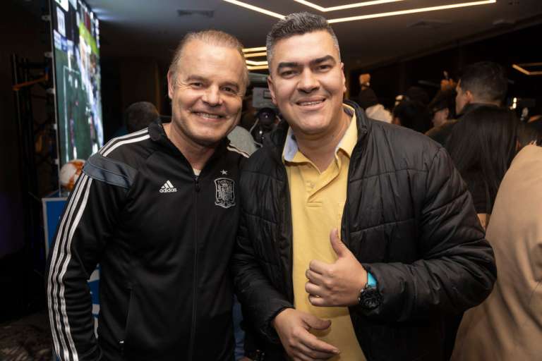 NUEVE EX JUGADORES PROFESIONALES SERÁN LAS CABEZAS REGIONALES
Fabián Vargas, Jorge Bolaño, Jhon Pinilla, Fabian Cuéllar, Jairo Patiño, Kilian Virviescas,  Wilson Carpintero, Wilder Medina y Julián Téllez son las figuras dl Fútbol Profesional Colombiano (FPC) que tendrán a su cargo la eliminatoria nacional que arranca el 25 de setiembre de 2022