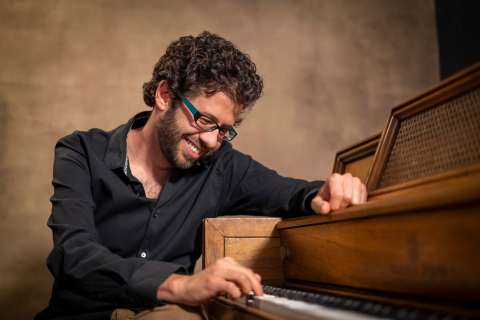 Nicolás Ospina: “Hay desconexión entre la academia y la creación artística”
