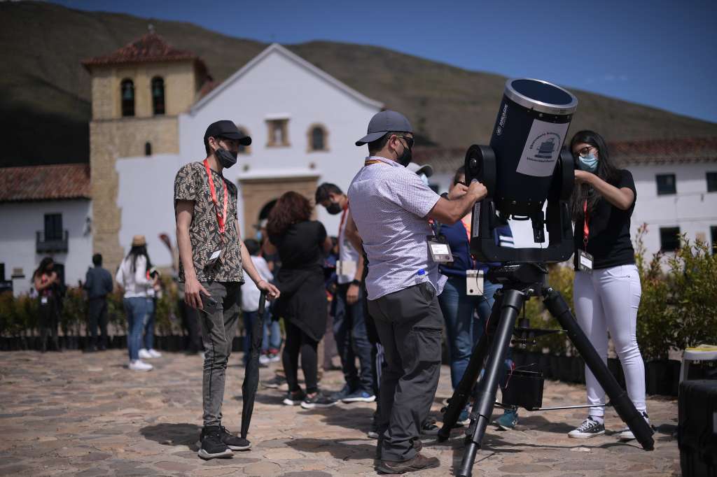 En Villa de Leyva se realizó la edición número 24 del Festival de Astronomía. Evento que inició el viernes 30 de julio con la visita del cosmonauta ruso Fiodor Yurchijin, los asistentes han podido disfrutar de exposiciones de astrofotografía, charlas y conferencias de astronomía y de observaciones con telescopios especializados.