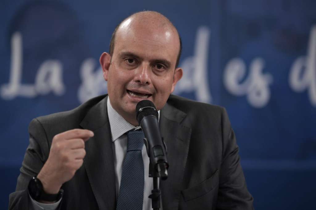 Serán aislados 11 tripulantes, 7 asistentes, 15 colombianos repatriados y los dos funcionarios de Cancillería que coordinaron la repatriación voluntaria con los colombianos en Wuhan. / Mauricio Alvarado - El Espectador.