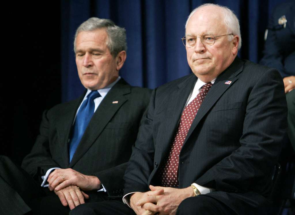 (FILES) Vice Prsident Dick Cheney (R) and US President George W. Bush watch as Robert Gates delivers remarks during his ceremonial swearing in as the 22nd defense secretary at the Pentagon 18 December 2006 in Washington, DC. Gates is replacing Donald Rumsfeld who resigned a day after a Republican thrashing in mid-term elections that were seen as a referendum on the war in Iraq.