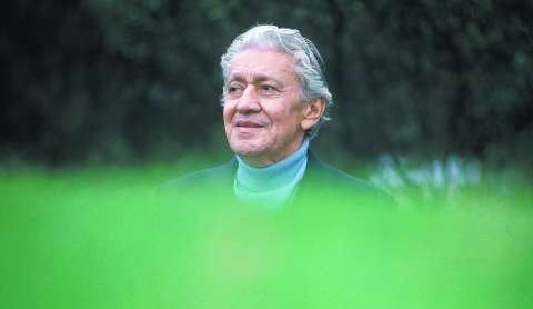 Rojas Herazo: Respirando el verano, la belleza de la ruina y el olvido