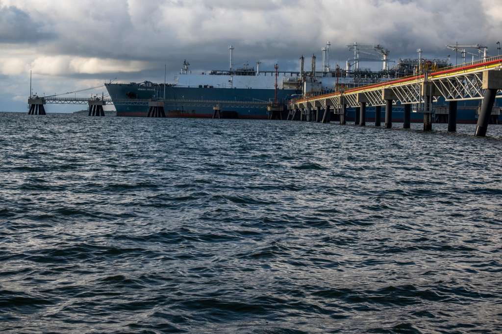 El puerto de Gas Natural Licuado (GNL) SPEC de Promigas SA en Cartagena, departamento de Bolívar, Colombia, el jueves 21 de noviembre de 2024. Promigas construyó la terminal de GNL en 2016 con capacidad para manejar 450 millones de pies cúbicos por día y planea agregar otros 25 millones de pies cúbicos por día de capacidad en 2025.