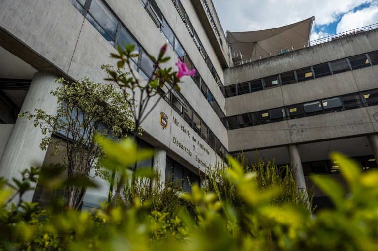 Presupuesto para 2027 plantea casi COP 450.000 millones menos para el Minambiente