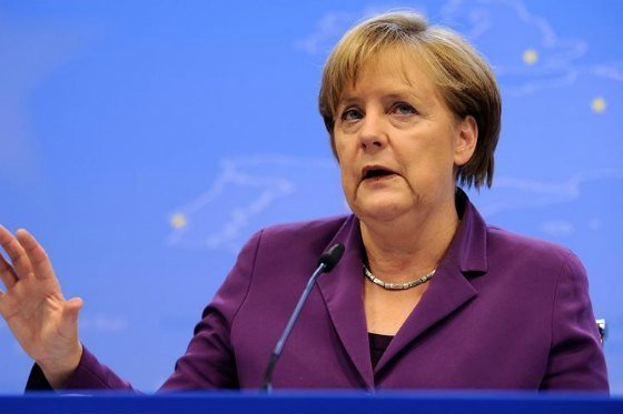 Merkel no excluye una liberación de la deuda griega