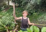 Un niño de nueve años encuentra lombriz de casi un metro de largo en Nueva Zelanda