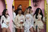 “Outfits” inspirados en Karol G para Coachella 2026