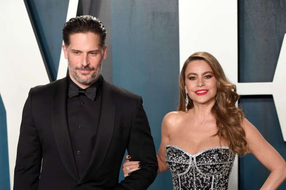 La reconocida actriz colombiana que triunfa en Hollywood cumplió 6 años de matrimonio con su esposo.