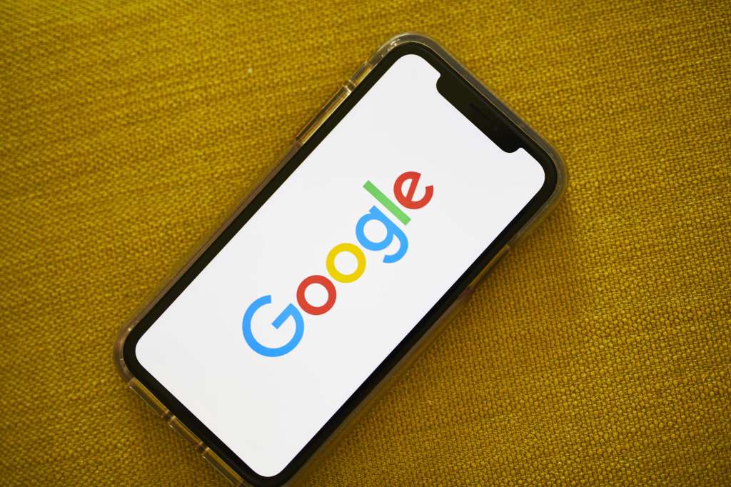 La falta de claridad sobre las normas que aplica Google a los anunciantes ha podido "frenar el desarrollo de nuevas webs innovadoras", destaca la autoridad de la competencia en su comunicado
/ Bloomberg