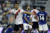 River empató con Vélez y sigue como líder en Argentina