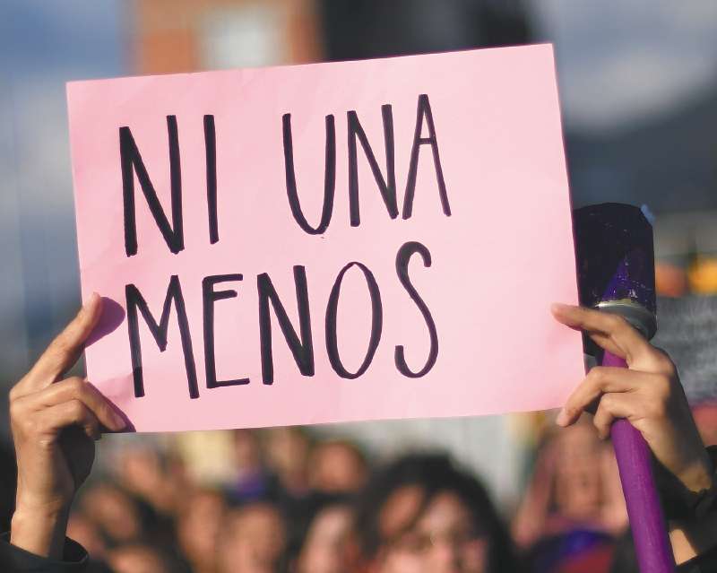 Frente a la falta de cifras claras sobre feminicidios en el Atlántico, lideresa social decidió registrar uno a uno los nombres de las mujeres víctimas.