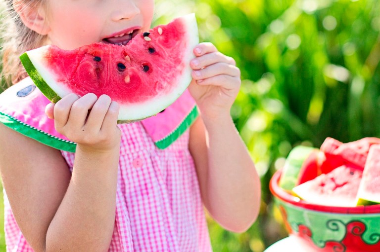 5 desayunos saludables para niños que son divertidos y fáciles de hacer