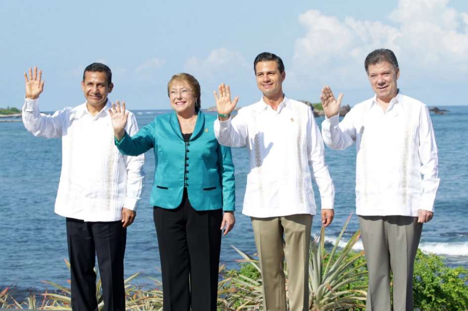 Juan Manuel Santos (izq.), junto a los presidentes de los tres países miembros de la Alianza del Pacífico. / Cortesía