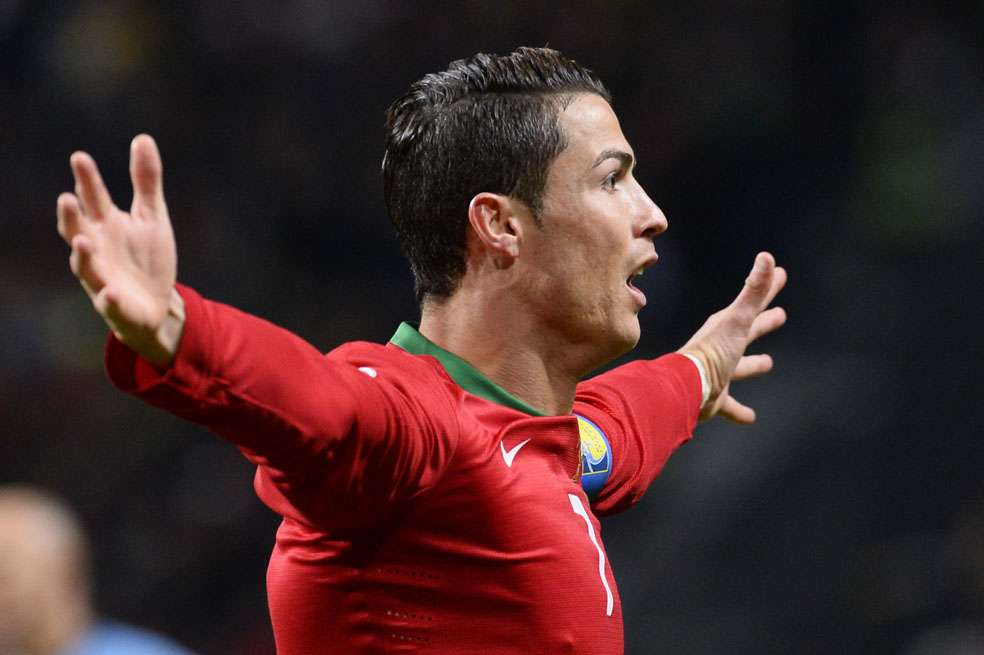 Cristiano Ronaldo anotó un ‘hat-trick’ en la victoria de Portugal 3-2 sobre Suecia. / AFP