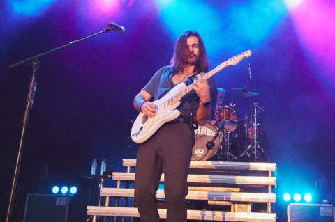 “Juanes: 1.576.800.000 segundos”, un libro en homenaje a la vida del cantante