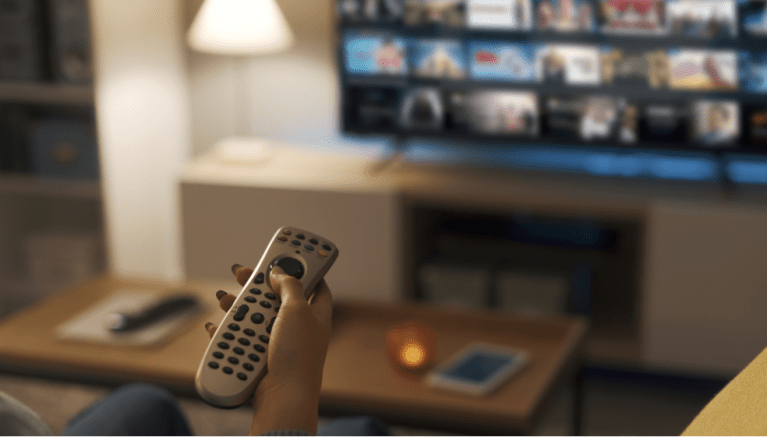 Lanzan “Netflix” gratuito con más de 4.000 películas ¿Cómo usarlo?