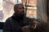 Samuel L. Jackson dice por qué Nick Fury tarda tanto en convocar a Capitana Marvel
