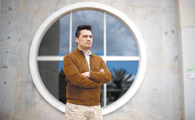 Jorge Virviescas también se desempeña como activista LGBT. / Cristian Garavito