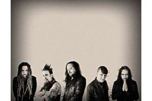 Korn anuncia el espectáculo virtual “Monumental”