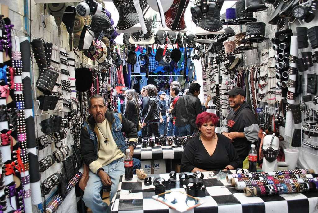 Imagen del 'Tianguis' cultural de El Chopo, en Ciudad de México. / Cortesía