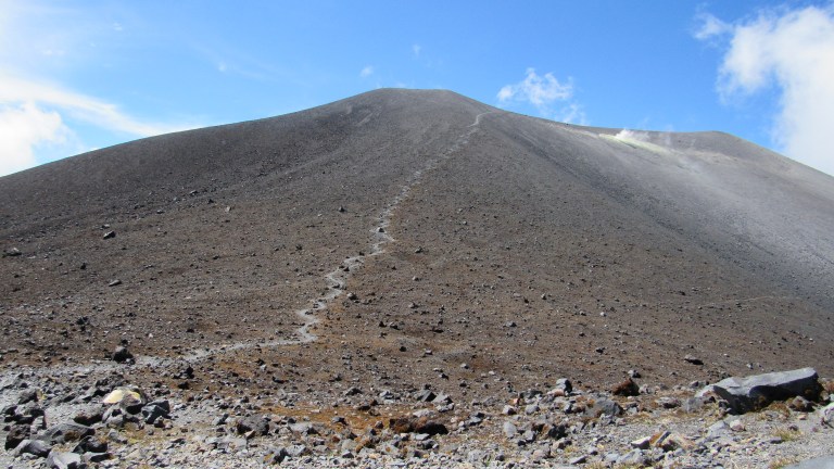 Comité de Manejo de Desastres recomienda evacuación en zona de alta amenaza del volcán Puracé