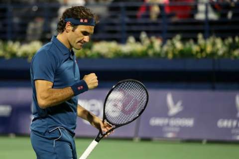 Federer supera a Del Potro gracias a su título 100 y Tsitsipas ingresa al top 10 de la ATP