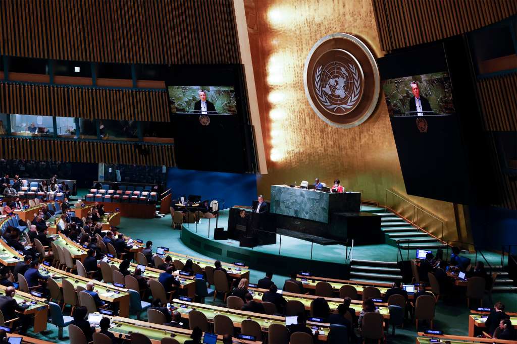 New York (United States), 08/04/2022.- Ukraine's Ambassador to the U.N. Sergiy Kyslytsya addresses the United Nations General Assembly meeting where member countries are scheduled to vote whether to suspend Russia from the Human Rights Council caused by Russia's invasion of Ukraine at United Nations headquarters in New York, New York, USA, 07 April 2022. U.S. Ambassador Linda Thomas-Greenfield made the call for Russia to be stripped of its seat on the 47-member Human Rights Council in the wake of videos and photos of streets in the town of Bucha covered with corpses of what appeared to be civilians. (Rusia, Ucrania, Estados Unidos, Nueva York) EFE/EPA/JASON SZENES