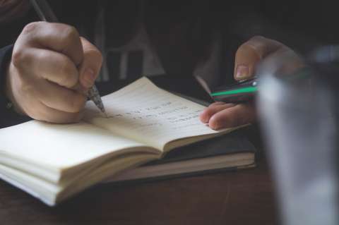 El 48 % de la deserción escolar en Colombia se da por conflictos y violencia