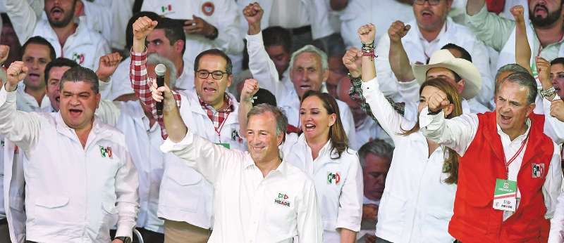 El candidato del PRI, José Antonio Meade, se posicionó de segundo en las encuestas, detrás de López Obrador. / EFE