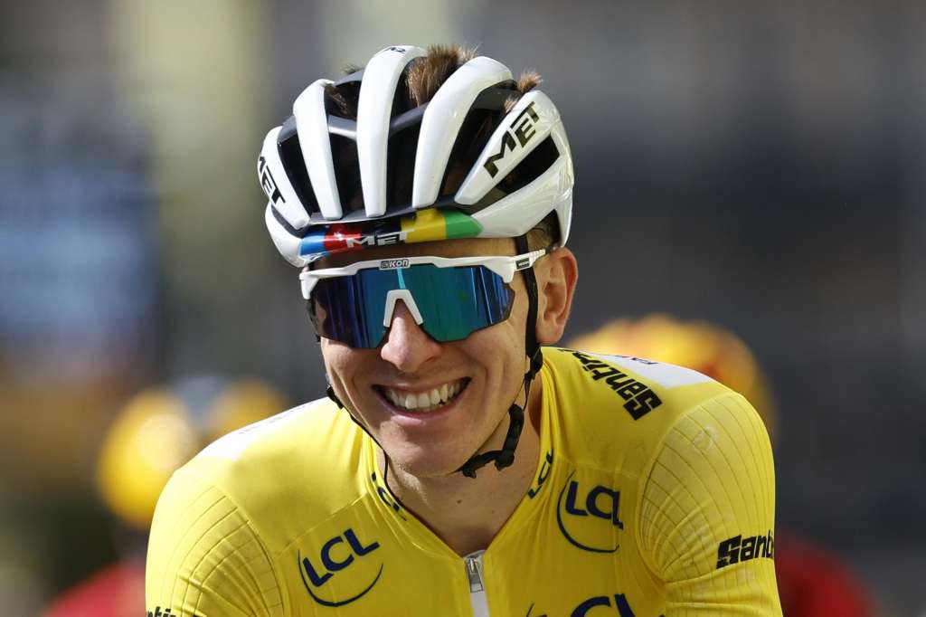 Carcassonne (France), 20/07/2025.- Slovenian rider Tadej Pogacar of UAE Team Emirates reacts after the 15th stage of the Tour de France cycling race over 169.3km from Muret to Carcassonne, France, 20 July 2025. (Ciclismo, Francia) EFE/EPA/MARTIN DIVISEK