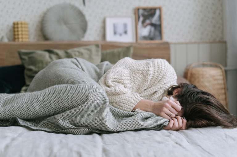 Sagitario: La molestia por una ruptura amorosa es muy poca para los Sagitario. Los primeros días sufrirán, pero se mantendrán calmados y analizarán con tranquilidad lo que ha sucedido. Sus ganas de seguir adelante, así como su perseverancia, los llevará a estar en paz y felices en tiempo récord.