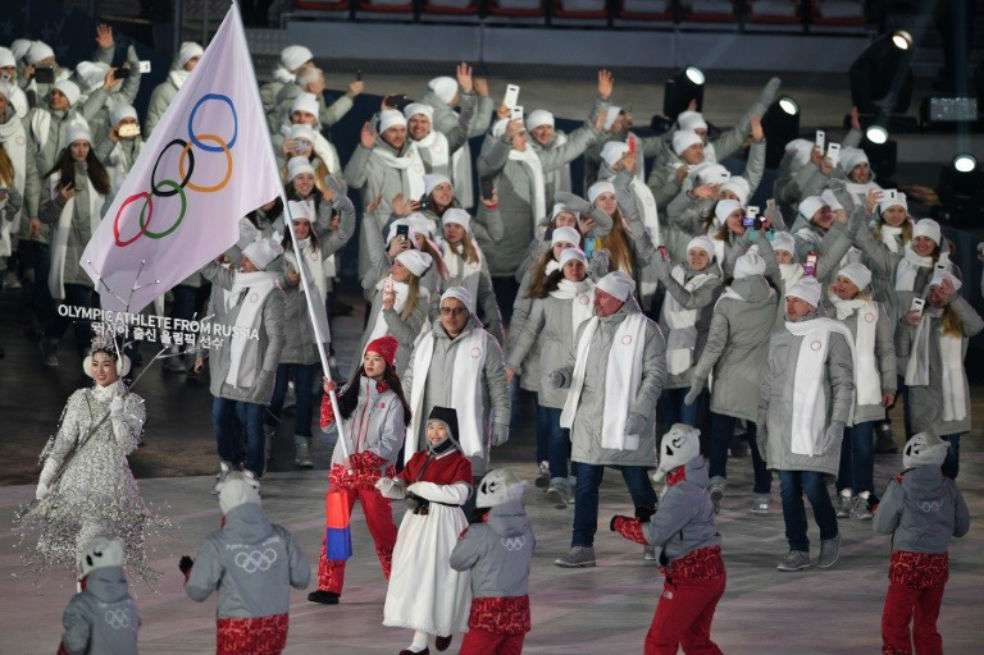 El equipo olímpico de atletas rusos, durante la inauguración de los Olímpicos de Invierno en Corea del Sur hace 15 días. / AFP