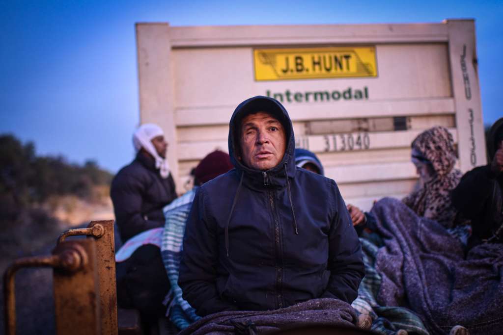 Durante el viaje, el tren atropelló una res, que luego sirvió como alimento a los viajeros.