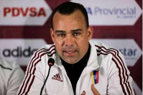 Dudamel seguirá al mando de la selección de fútbol de Venezuela