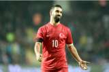 Arda Turan renuncia a la selección de Turquía tras agredir a un periodista