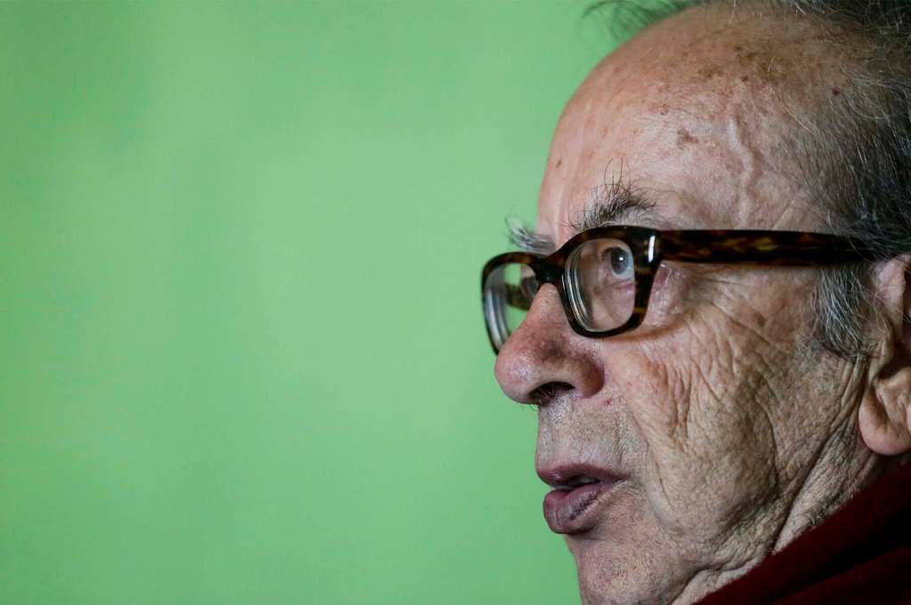 Para Kadaré, "el espíritu occidental, el espíritu europeo salvaron mi literatura, sin embriagarse con las fantasías bolcheviques que han frenado a los países de los Balcanes y de Asia". / Gent Shkullaku - AFP