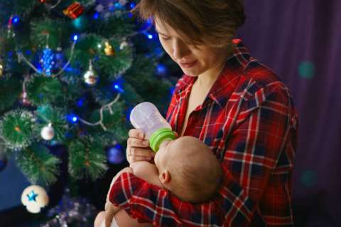 No tienes que destetar a tu bebé en Navidad