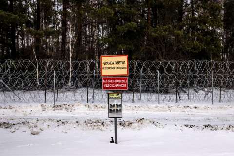 ¿De qué se trata el muro que Polonia construye en su frontera con Bielorrusia?
