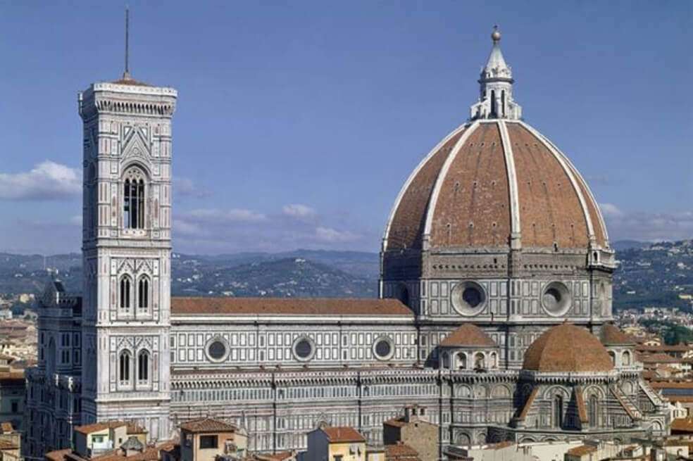 El presidente de la Opera di Santa Maria del Fiore, Luca Bagnoli, comentó: "Florencia está preparada para acoger en condiciones de seguridad a todos los turistas que quieran visitarla". / EFE