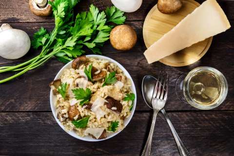 Receta: así se prepara el risotto de hongos y espárragos