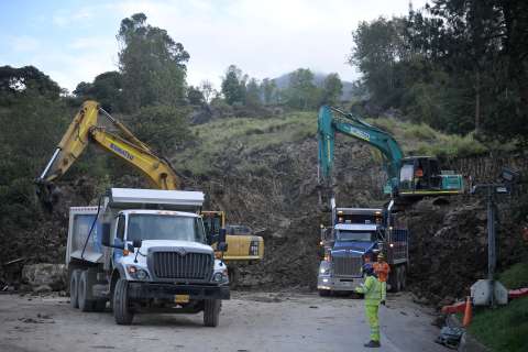 Gobierno adopta el primer plan para preparar al sector transporte frente al cambio climático